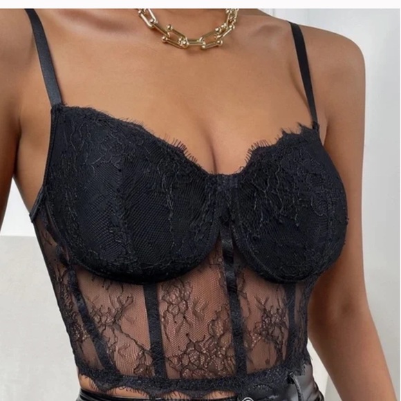 Boho black floral lace corset bralette cami crop top - Picture 5 of 7